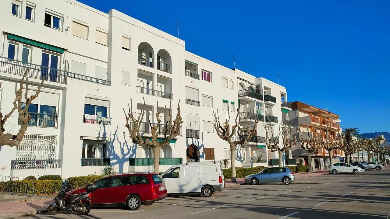 Summer Breeze Apartment Ampuriabrava