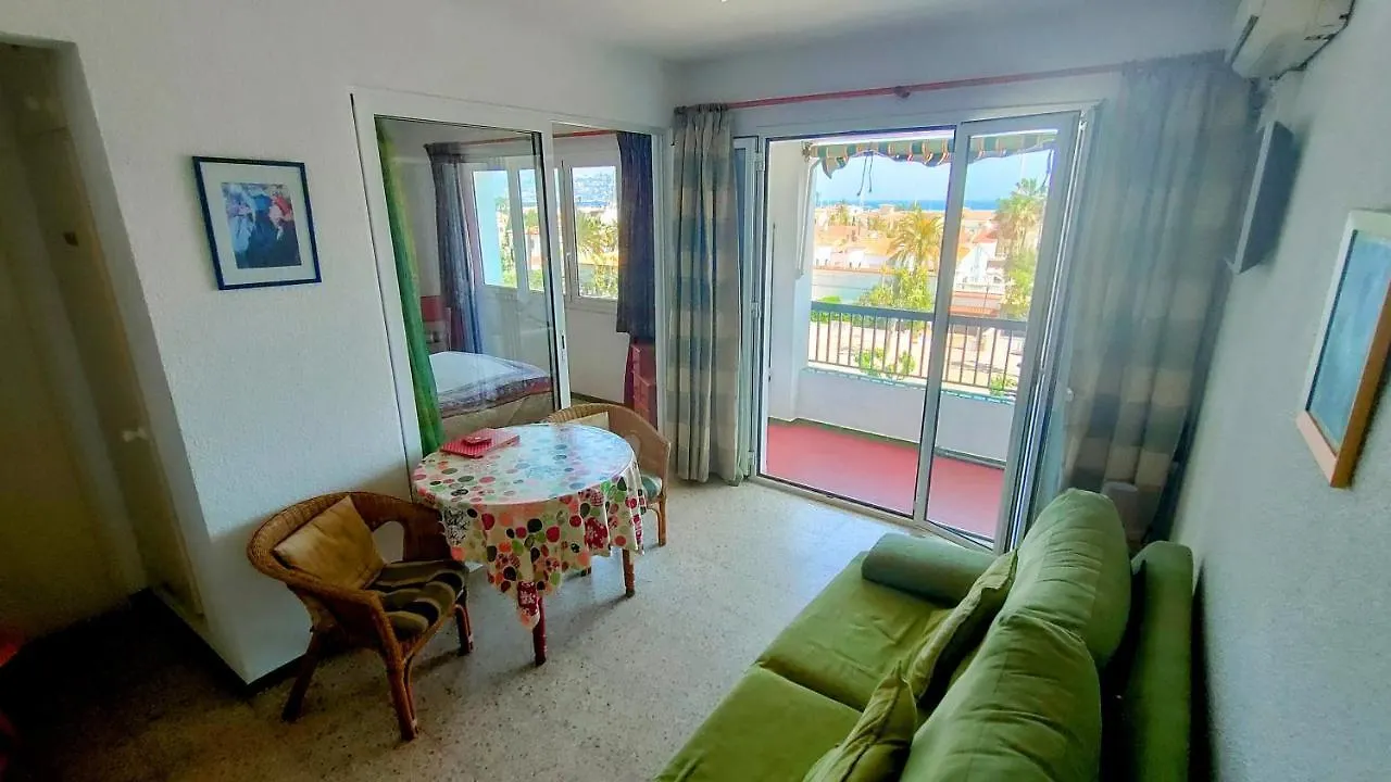 Summer Breeze Apartment Ampuriabrava