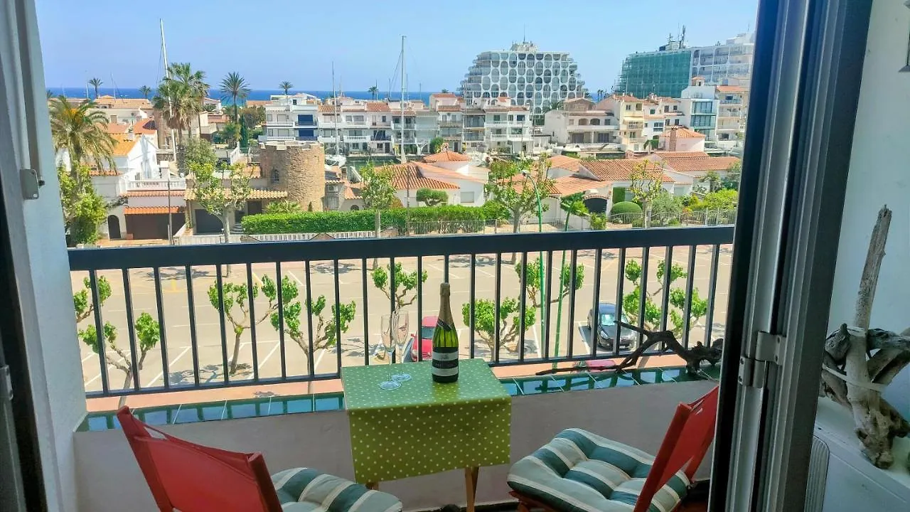Summer Breeze Apartment Ampuriabrava